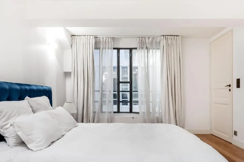 Magnificent Loft Apartment In The Latin Quarter Paris France