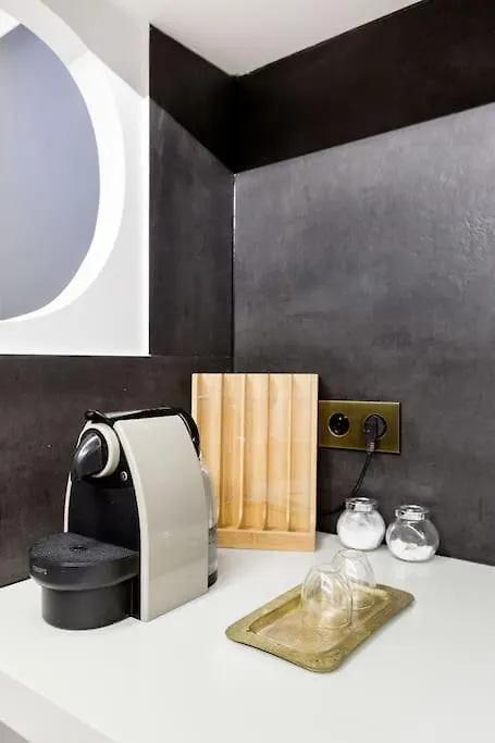 פריז Magnificent Loft Apartment In The Latin Quarter צרפת