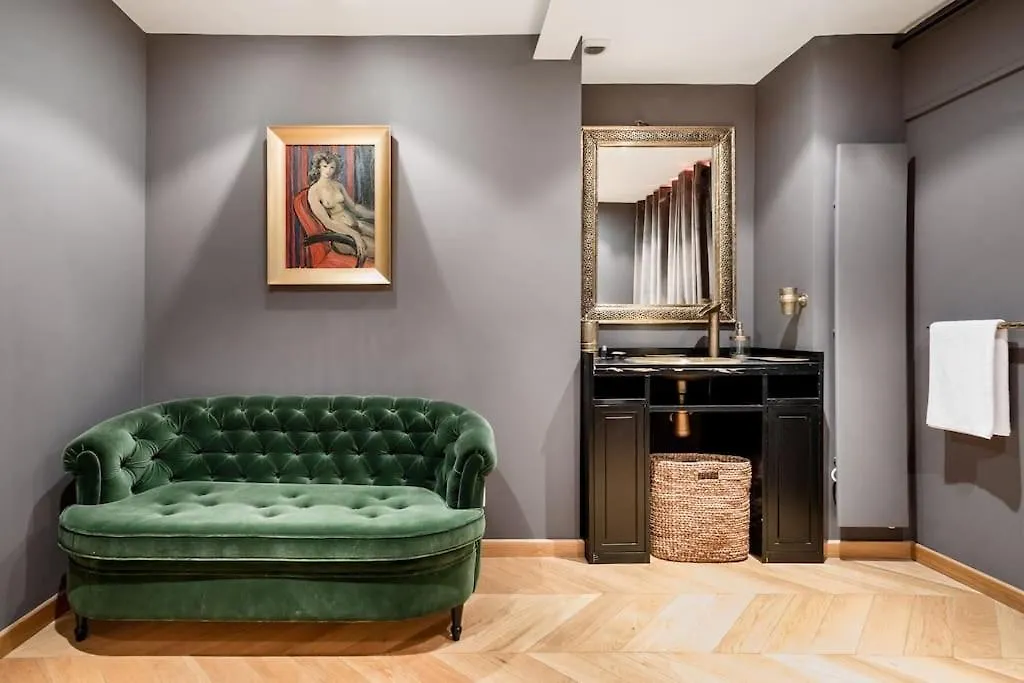 Magnificent Loft Apartment In The Latin Quarter Paris
